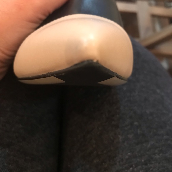 FENDI 💯Authentic BRAND NEW two tone heels - Picture 6 of 8